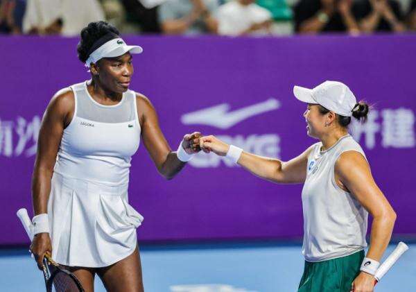 Hasil Guangzhou Open 2026: Janice Tjen/Venus Williams Tembus Semifinal Usai Tampil Menggila Hasil Guangzhou Open 2026: Janice Tjen/Venus Williams Tembus Semifinal Usai Tampil Menggila
