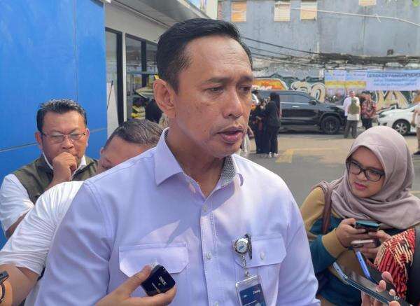 Dirut Bulog Ungkap Pelaku Pengemasan Ulang Beras SPHP di Jakarta Timur Dirut Bulog Ungkap Pelaku Pengemasan Ulang Beras SPHP di Jakarta Timur