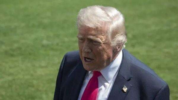 Trump Ungkap Iran Sedang Bernegosiasi dengan AS, Peringatkan Teheran Tak Boleh Punya Senjata Nuklir Trump Ungkap Iran Sedang Bernegosiasi dengan AS, Peringatkan Teheran Tak Boleh Punya Senjata Nuklir