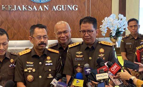 Dilantik Jadi Jampidsus, Kuntadi Janji Tuntaskan Kasus Besar hingga Evaluasi Perkara Dilantik Jadi Jampidsus, Kuntadi Janji Tuntaskan Kasus Besar hingga Evaluasi Perkara
