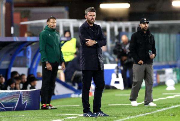 Terancam Dipecat Usai Manchester United Dipermalukan Como 1907 1-4, Michael Carrick: Ini Bukan Tentang Saya Terancam Dipecat Usai Manchester United Dipermalukan Como 1907 1-4, Michael Carrick: Ini Bukan Tentang Saya