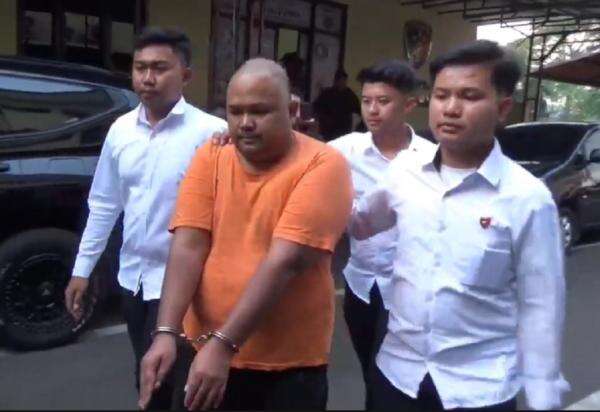 Siasat Licik Ayah Tiri Cabuli Anak 30 Kali di Cianjur, Ancam Ceraikan Ibu Korban Siasat Licik Ayah Tiri Cabuli Anak 30 Kali di Cianjur, Ancam Ceraikan Ibu Korban