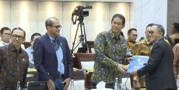 Pemerintah dan DPR Sepakat Bawa RUU PFII ke Paripurna, Purbaya: Langkah Perkuat Keuangan Indonesia Pemerintah dan DPR Sepakat Bawa RUU PFII ke Paripurna, Purbaya: Langkah Perkuat Keuangan Indonesia