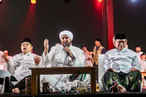 Haul Akbar Ulama Betawi, Gus Muhaimin Urai Peran Besar Ulama Bangun Bangsa Haul Akbar Ulama Betawi, Gus Muhaimin Urai Peran Besar Ulama Bangun Bangsa
