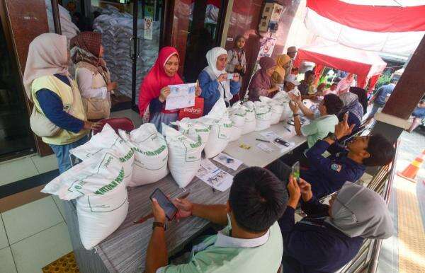 Bantuan Beras Diperpanjang hingga Desember 2026, Bulog Jamin Stok Aman Bantuan Beras Diperpanjang hingga Desember 2026, Bulog Jamin Stok Aman