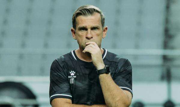 Persib Tumbangkan FC Seoul, Igor Tolic Ungkap Kunci Kemenangan di Korea Persib Tumbangkan FC Seoul, Igor Tolic Ungkap Kunci Kemenangan di Korea