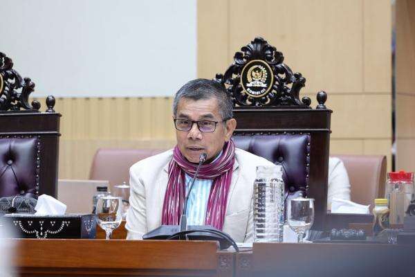 Anggota Komisi III DPR Hinca Usulkan Mekanisme Talent Scouting dalam Proses Seleksi Calon Hakim Agung Anggota Komisi III DPR Hinca Usulkan Mekanisme Talent Scouting dalam Proses Seleksi Calon Hakim Agung