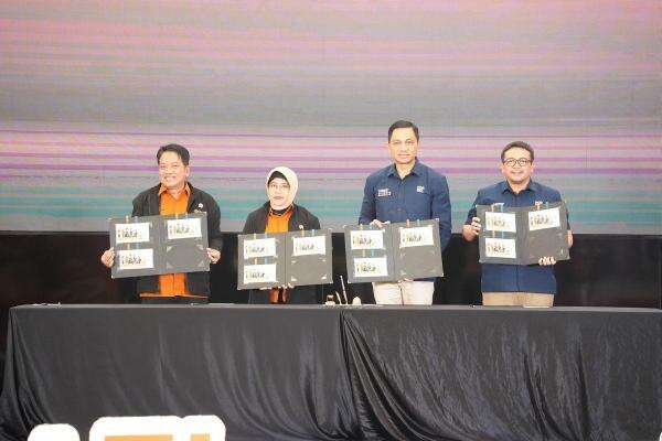 BPS dan Pos Indonesia Luncurkan Sampul Edisi Khusus Sensus Ekonomi 2026 BPS dan Pos Indonesia Luncurkan Sampul Edisi Khusus Sensus Ekonomi 2026