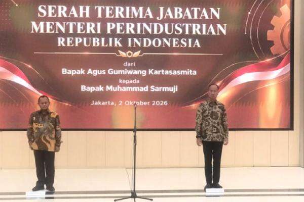 Sertijab Menperin, Sarmuji Ingatkan Jajarannya Tak Beri Penghormatan dan Pelayanan Berlebihan Sertijab Menperin, Sarmuji Ingatkan Jajarannya Tak Beri Penghormatan dan Pelayanan Berlebihan