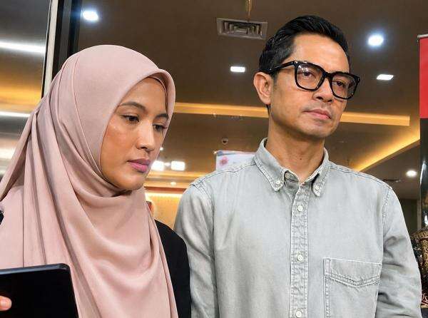 Dude Harlino Terima Dihujat Netizen Imbas Kasus PT DSI Dude Harlino Terima Dihujat Netizen Imbas Kasus PT DSI
