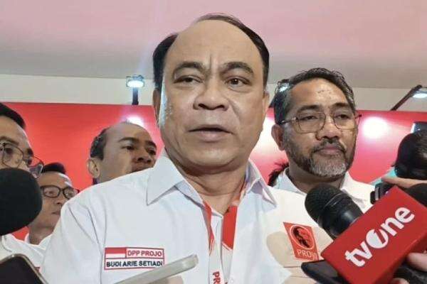 Bicara di Samping Jokowi, Budi Arie: Pak, Kok Insting Saya Ini Lebih Cepat dari 2029 Bicara di Samping Jokowi, Budi Arie: Pak, Kok Insting Saya Ini Lebih Cepat dari 2029