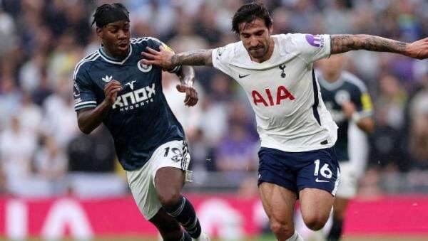 Tottenham Tumbang 0-2 dari Newcastle, The Lilywhites Masih Tanpa Poin Tottenham Tumbang 0-2 dari Newcastle, The Lilywhites Masih Tanpa Poin