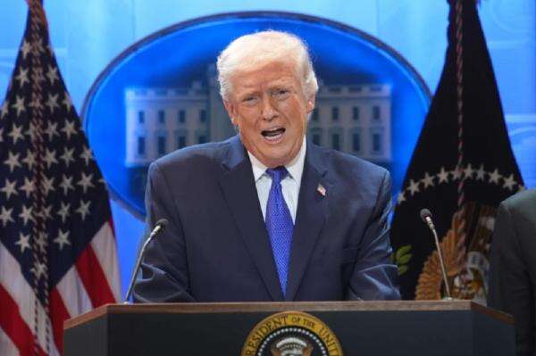 Trump: Iran Sebaiknya Bersikap Baik! Trump: Iran Sebaiknya Bersikap Baik!
