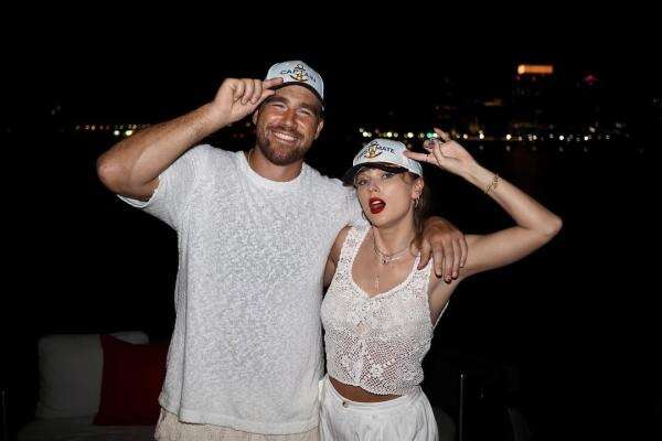Mengintip Isi Perjanjian Pranikah Taylor Swift dan Travis Kelce, Diduga Setebal 40 Halaman Mengintip Isi Perjanjian Pranikah Taylor Swift dan Travis Kelce, Diduga Setebal 40 Halaman