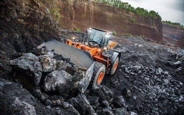 Rebranding Jadi LANDCROS, HEXA Perluas Portofolio Produk di Luar Hitachi Rebranding Jadi LANDCROS, HEXA Perluas Portofolio Produk di Luar Hitachi