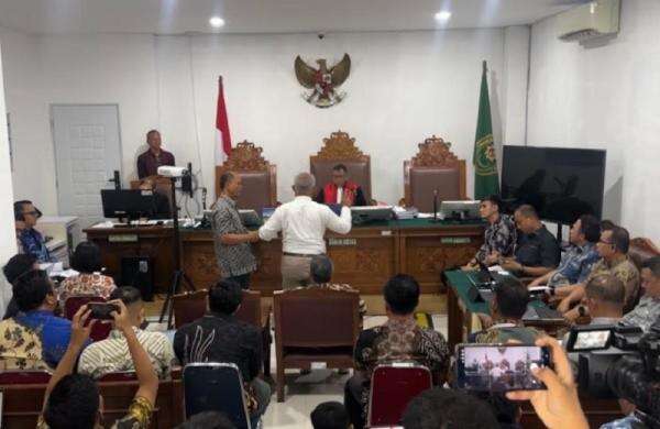 Sidang Praperadilan Febrie Adriansyah, Polri Serahkan Bukti Surat dan Hadirkan 2 Ahli Sidang Praperadilan Febrie Adriansyah, Polri Serahkan Bukti Surat dan Hadirkan 2 Ahli