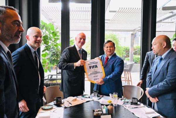 Prabowo dan Presiden FIFA Dijadwalkan Bertemu 4 Oktober, Bahas Apa? Prabowo dan Presiden FIFA Dijadwalkan Bertemu 4 Oktober, Bahas Apa?