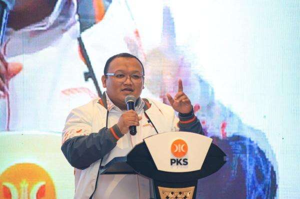 Sekjen PKS: Pemilih Muda Jadi Kunci, Kader Harus Siap Menangkan Pemilu 2029 Sekjen PKS: Pemilih Muda Jadi Kunci, Kader Harus Siap Menangkan Pemilu 2029