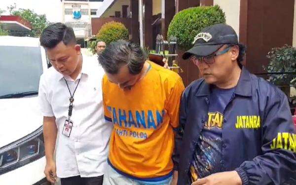 Polisi Ungkap Motif Pria Bunuh dan Mutilasi Istri Siri-Balita di Madiun Polisi Ungkap Motif Pria Bunuh dan Mutilasi Istri Siri-Balita di Madiun