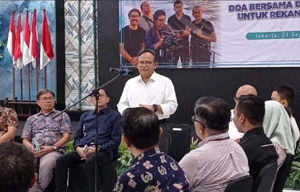 Dewan Pers Gelar Doa Bersama untuk Jurnalis iNews dan 4 Wartawan yang Hilang di Selat Sunda Dewan Pers Gelar Doa Bersama untuk Jurnalis iNews dan 4 Wartawan yang Hilang di Selat Sunda