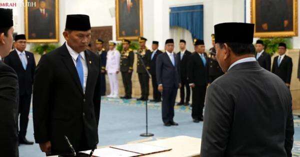Breaking News: Prabowo Lantik Mayjen TNI Kristomei jadi Kepala BNPB Breaking News: Prabowo Lantik Mayjen TNI Kristomei jadi Kepala BNPB