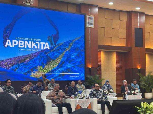 Menkeu Suahasil: Ekonomi RI Tetap Resilien, Pertumbuhan Diproyeksi hingga 6 Persen Menkeu Suahasil: Ekonomi RI Tetap Resilien, Pertumbuhan Diproyeksi hingga 6 Persen