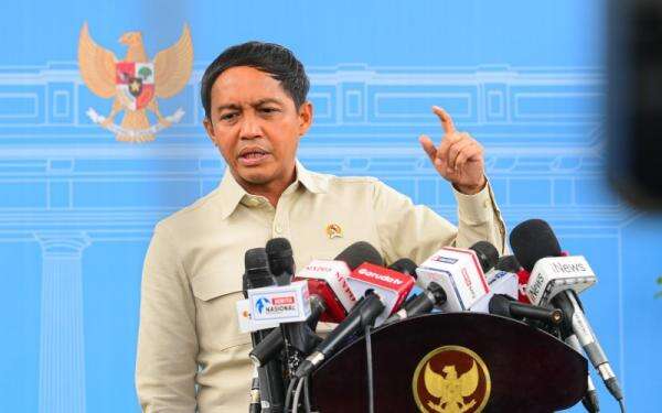 KPK Tolak Laporan Gratifikasi Menhut Karena Terkait Kasus Dugaan Korupsi Bupati Kuansing KPK Tolak Laporan Gratifikasi Menhut Karena Terkait Kasus Dugaan Korupsi Bupati Kuansing