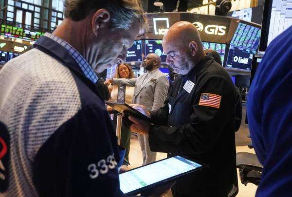 Bursa Wall Street Rebound: Indeks Dow Jones Catatkan Rekor Penutupan Tertinggi