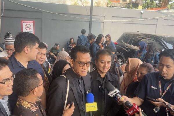 Roy Suryo Siapkan Saksi Penting di Praperadilan, Buktikan Penangkapan Cacat Prosedur Roy Suryo Siapkan Saksi Penting di Praperadilan, Buktikan Penangkapan Cacat Prosedur