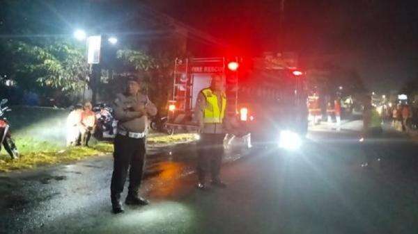 Barang Dagangan Ludes Dilalap Api, Toko Sembako di Bantul Rugi Rp1,1 Miliar Barang Dagangan Ludes Dilalap Api, Toko Sembako di Bantul Rugi Rp1,1 Miliar