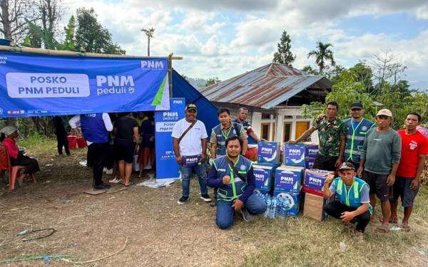 Dari Posko ke Posko, PNM Terus Bergerak Dampingi Warga Terdampak Gempa NTT Dari Posko ke Posko, PNM Terus Bergerak Dampingi Warga Terdampak Gempa NTT