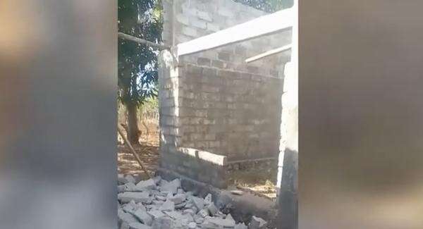 Rumah hingga Sekolah di Sumba Barat Daya Rusak Imbas Gempa M6,1 Rumah hingga Sekolah di Sumba Barat Daya Rusak Imbas Gempa M6,1
