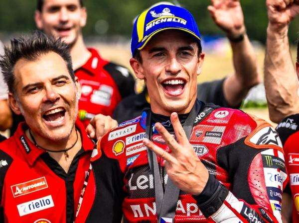 Marc Marquez Tahu Penyebab Marco Bezzecchi Pukul Marshal di MotoGP Republik Ceko 2026 Marc Marquez Tahu Penyebab Marco Bezzecchi Pukul Marshal di MotoGP Republik Ceko 2026