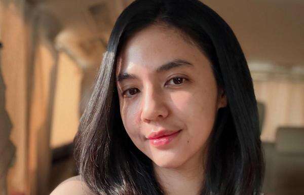 DJ Una dan Andi Agum Batal Nikah, Bantah Ada Orang Ketiga DJ Una dan Andi Agum Batal Nikah, Bantah Ada Orang Ketiga