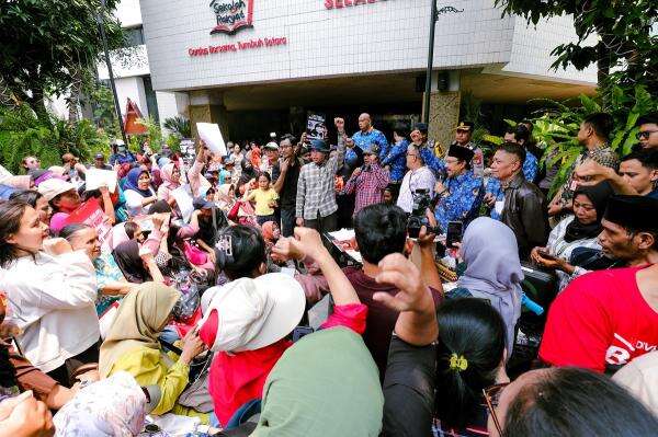 Kesulitan Akses Cek Bansos Lewat HP? Ada Agen Perlinsos yang Bisa Bantu Kesulitan Akses Cek Bansos Lewat HP? Ada Agen Perlinsos yang Bisa Bantu