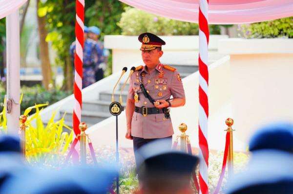 Kapolri Pimpin Upacara Hari Juang Polri 2026 di Surabaya, Kenang Proklamasi Polisi Kapolri Pimpin Upacara Hari Juang Polri 2026 di Surabaya, Kenang Proklamasi Polisi