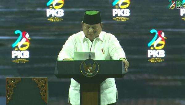 Prabowo Terharu Kader PKB Pakai Kaus Prabowonomics: Tak Pantas Pakai Nama Saya di Situ Prabowo Terharu Kader PKB Pakai Kaus Prabowonomics: Tak Pantas Pakai Nama Saya di Situ