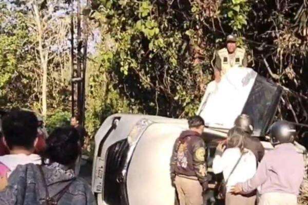 Kecelakaan di Kalipucang Pangandaran, Avanza Terguling Ditabrak Ayla di Tikungan Tajam Kecelakaan di Kalipucang Pangandaran, Avanza Terguling Ditabrak Ayla di Tikungan Tajam