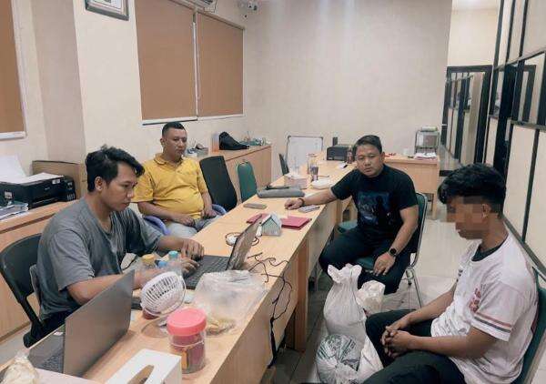 Polda Metro Tetapkan Tersangka Jual-Angkut Tambang Ilegal Polda Metro Tetapkan Tersangka Jual-Angkut Tambang Ilegal