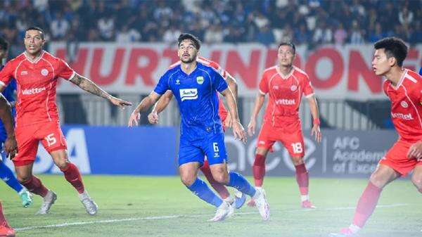 Absen 10 Pekan, Sandy Walsh Girang Akhirnya Debut Bareng Persib Bandung Absen 10 Pekan, Sandy Walsh Girang Akhirnya Debut Bareng Persib Bandung