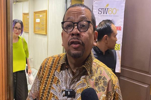 Qodari: Desil Bukan Jadi Penentu Tunggal Penyaluran Bansos ke Masyarakat Qodari: Desil Bukan Jadi Penentu Tunggal Penyaluran Bansos ke Masyarakat