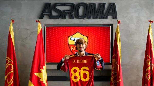 AS Roma Cetak Sejarah Unik di Dunia Sepak Bola, Nomor Punggung 1 sampai 99 Akhirnya Lengkap AS Roma Cetak Sejarah Unik di Dunia Sepak Bola, Nomor Punggung 1 sampai 99 Akhirnya Lengkap
