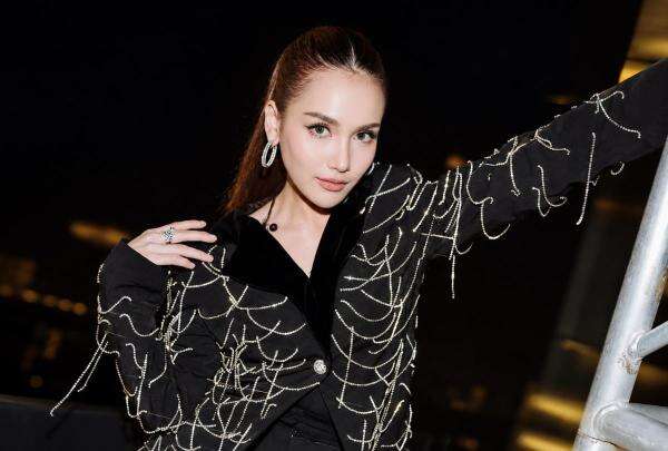 Tilep Honor Endorse Ayu Ting Ting Rp150 Juta, Krizna Fahrezi: Aku Salah, Aku Khilaf Tilep Honor Endorse Ayu Ting Ting Rp150 Juta, Krizna Fahrezi: Aku Salah, Aku Khilaf