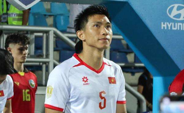 Kisah Doan Van Hau Remehkan Pemain Naturalisasi Timnas Indonesia: Kalau memang Jago, Mereka Bela Belanda! Kisah Doan Van Hau Remehkan Pemain Naturalisasi Timnas Indonesia: Kalau memang Jago, Mereka Bela Belanda!