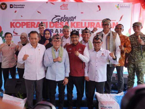 BULOG Dukung Penuh Operasionalisasi KDKMPLewat Penyediaan Beras SPHP BULOG Dukung Penuh Operasionalisasi KDKMPLewat Penyediaan Beras SPHP