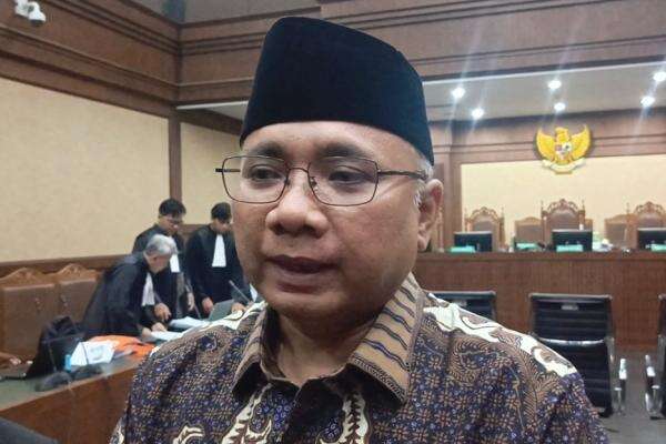 Bacakan Perlawanan Kasus Kuota Haji, Gus Yaqut Beberkan Alasan Kuota Tambahan Dibagi 50 Bacakan Perlawanan Kasus Kuota Haji, Gus Yaqut Beberkan Alasan Kuota Tambahan Dibagi 50