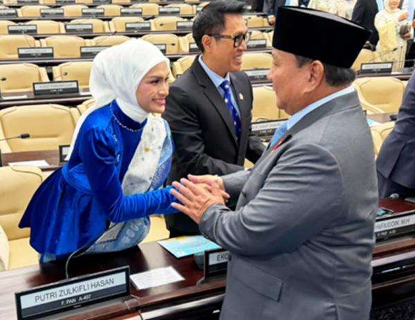 Ketua Fraksi PAN Apresiasi Pidato Kenegaraan Presiden Prabowo: Arah Tegas Kemajuan Bangsa Ketua Fraksi PAN Apresiasi Pidato Kenegaraan Presiden Prabowo: Arah Tegas Kemajuan Bangsa