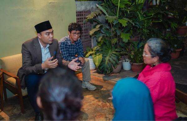 Stafsus Menag Temui Korban Kericuhan Maulid di Jaksel, Janji Kawal Proses Hukum Stafsus Menag Temui Korban Kericuhan Maulid di Jaksel, Janji Kawal Proses Hukum