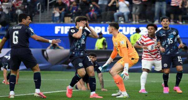 Damian Bobadilla Jadi Pemain Pertama yang Cetak Gol Bunuh Diri di Piala Dunia 2026! Damian Bobadilla Jadi Pemain Pertama yang Cetak Gol Bunuh Diri di Piala Dunia 2026!