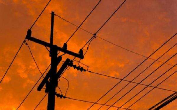 Listrik Batam Pulih, PLN Siapkan Kompensasi Otomatis bagi Pelanggan Terdampak Pemadaman Listrik Batam Pulih, PLN Siapkan Kompensasi Otomatis bagi Pelanggan Terdampak Pemadaman